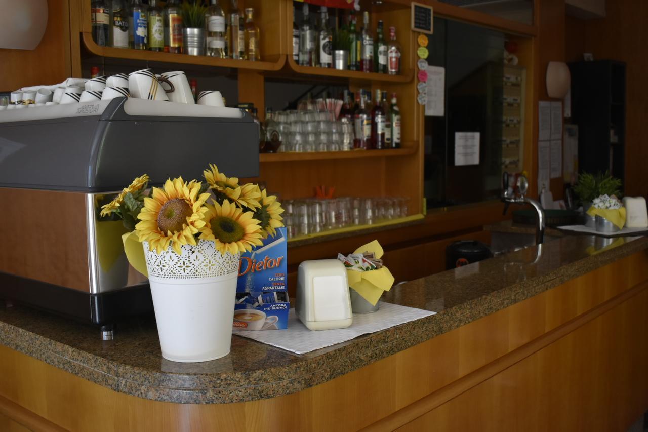 Hotel Perla Verde Rimini Luaran gambar